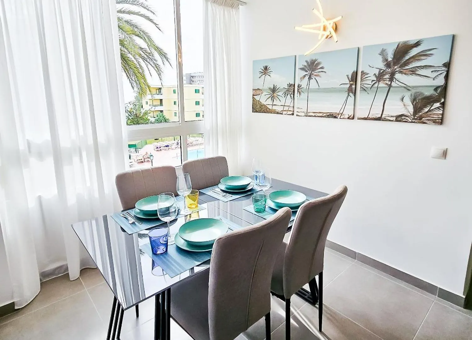 P&L House Las Olas Playa del Inglés 0*,  Spanien